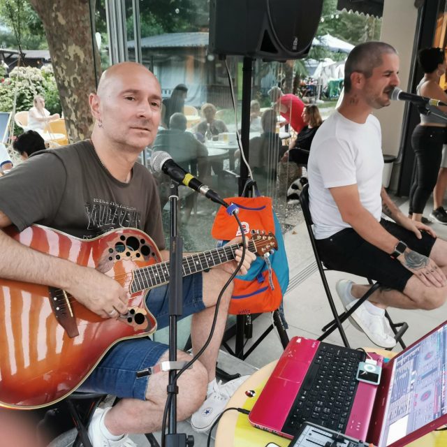 Seba and Gianca Live Acoustic: photos and video